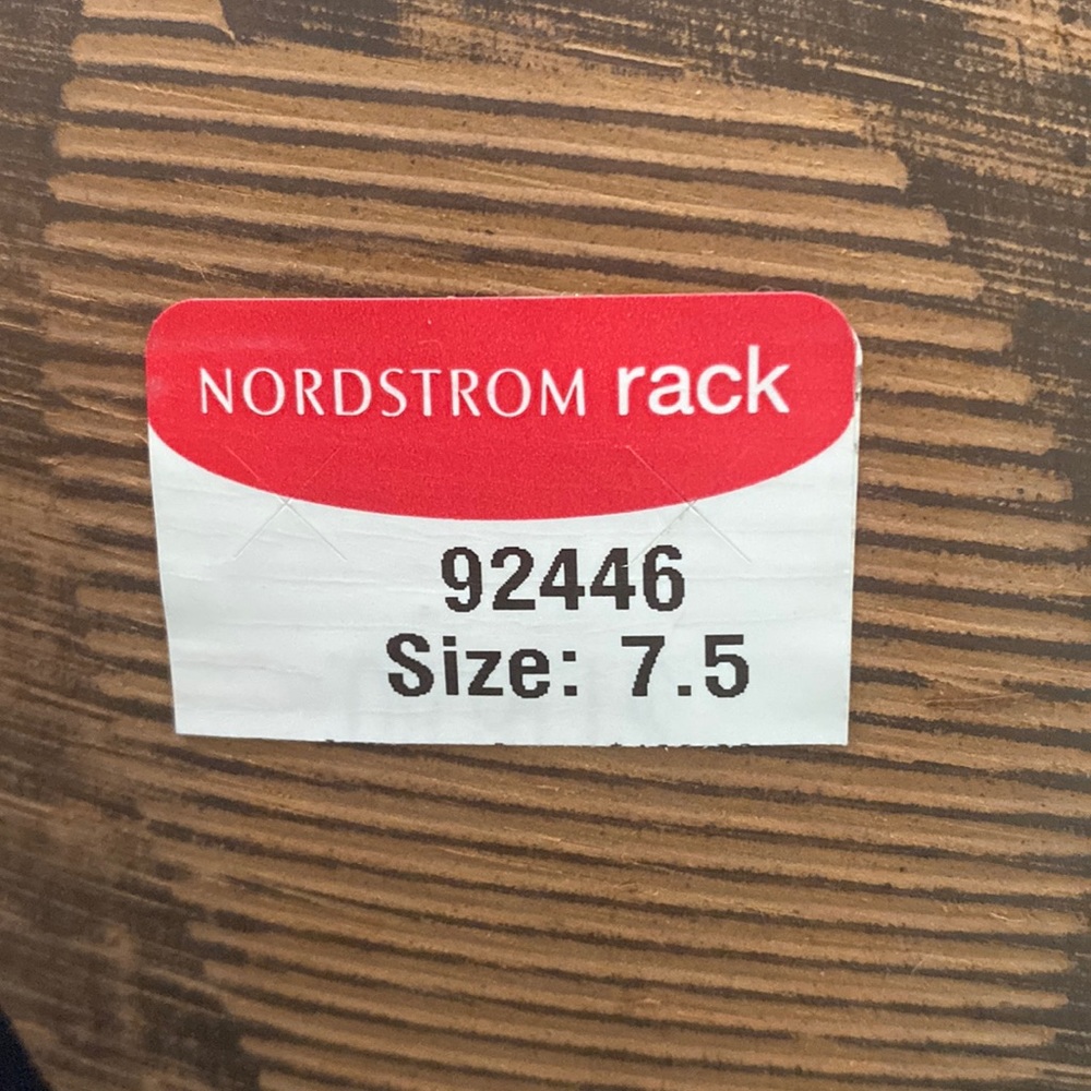 🆕 FREE PEOPLE Distressed Leather White Ankle Boots 1.75” Heel - Picture 11 of 11